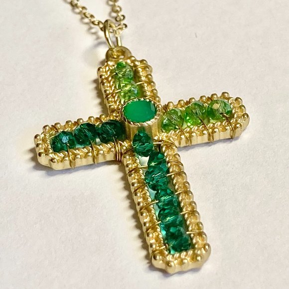 Vintage Gold Bead Cross Pendant Necklace Green Hand Beaded Plated 18" Christian - Picture 4 of 10